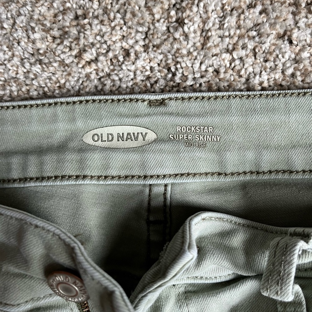 Old Navy Rockstar Women’s Pants Size 10
